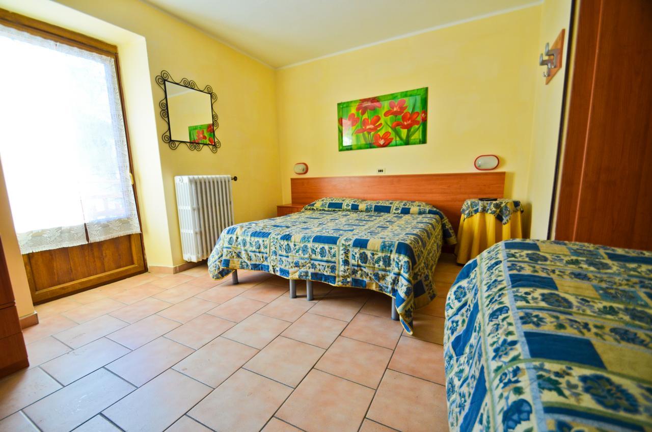 Hotel Miramonti Клавире Экстерьер фото